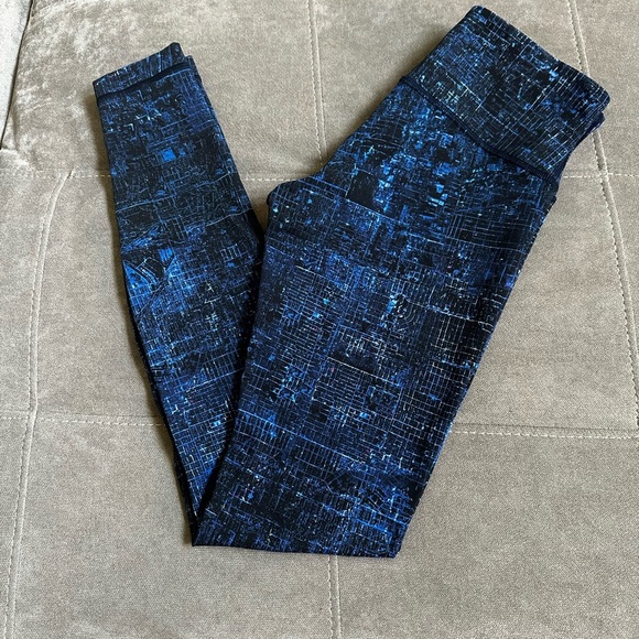 lululemon athletica High Rise Jeans - Blue Pattern - Picture 10 of 10